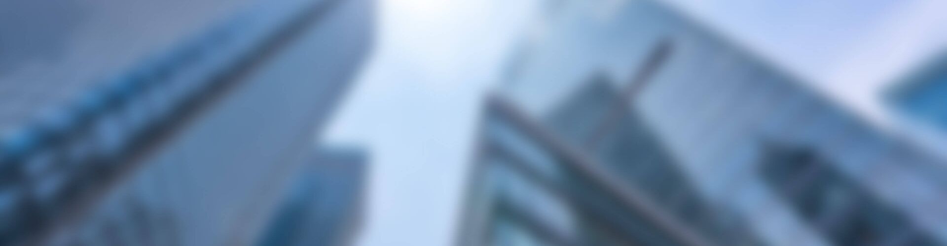 Blick von unten auf das Firmengebäude